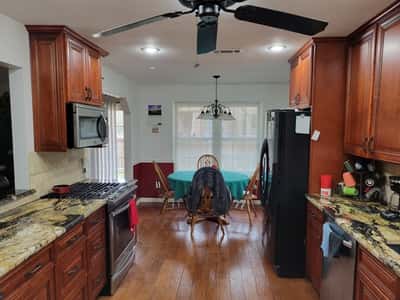 Rose Garden Senior Living - Senior Living Facility