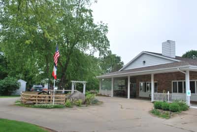 Linn Manor Care Center - Senior Living Facility