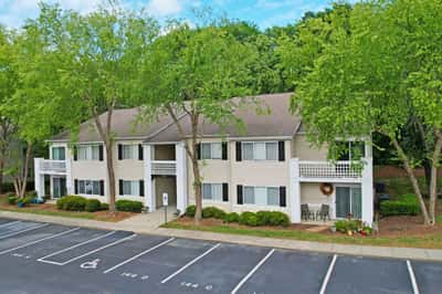 Crescent Oaks - Senior Living Facility