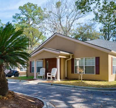 Amber Grove @ Savannah Seasons - Senior Living Facility