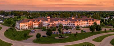Summit Pointe Senior Living - Senior Living Facility