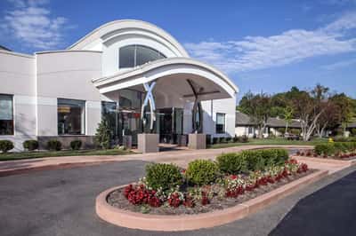 Delmar Gardens of Creve Coeur - Senior Living Facility
