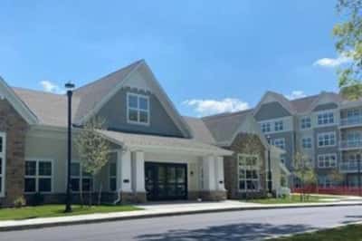 Gurwin Jewish Nursing & Rehabilitation Center - Senior Living Facility