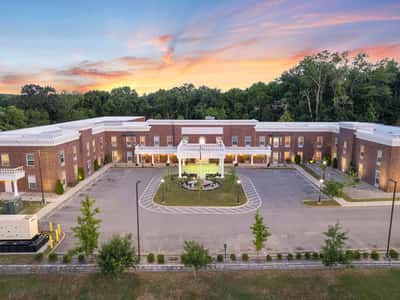 The Waterford in Hermitage - Senior Living Facility