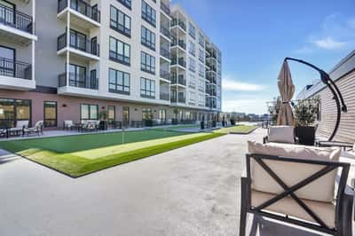 Aviva Pembroke - Senior Living Facility