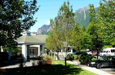 Red Oak Residence of North Bend - Senior Living Facility