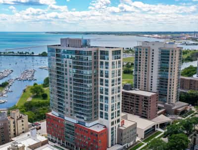 Saint Johns on the Lake Central Tower - Senior Living Facility