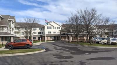 Holiday Genesee Gardens - Senior Living Facility