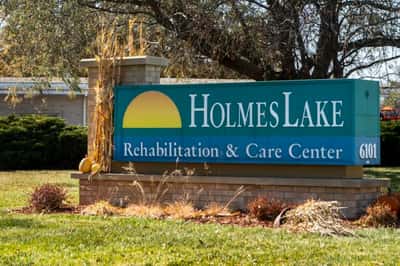 Holmes Lake Rehabilitation & Care Center