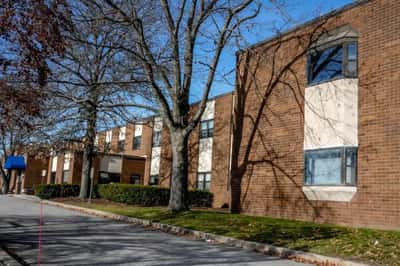 Pawtucket Falls Healthcare Center