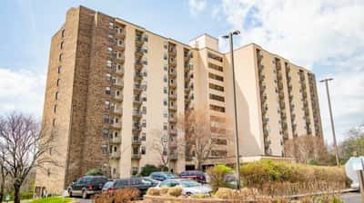 Holiday Windlands South - Senior Living Facility