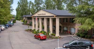Redmond Heights Senior Living - Senior Living Facility