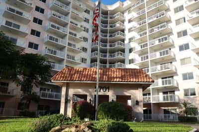 The Court at Palm Aire - Senior Living Facility