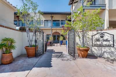 Villas by Astoria Park