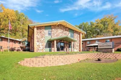 Highland Chateau Health + Rehabilitation Clinic
