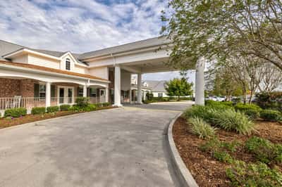 SummerHouse Ashton Manor - Senior Living Facility