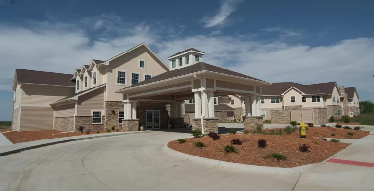 Vintage Hills of Indianola - Senior Living Facility
