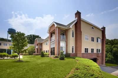 Willowbrooke Court at Country House