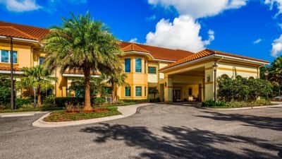 The Windsor at San Pablo