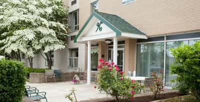 Holiday Retirement – Senior Independent Living & Retirement Community