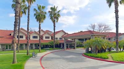 Holiday Valencia Commons