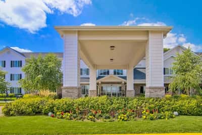 Oakwood Hills–Sky Active Living