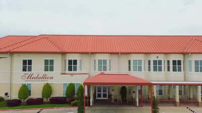 The Medallion Jewish Assisted Living - Senior Living Facility