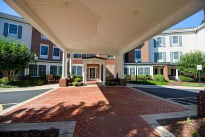 Charter Senior Living of Fredericksburg - Senior Living Facility