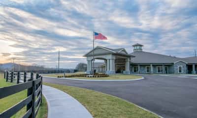 Morning Pointe of Franklin - Senior Living Facility