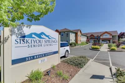 Siskiyou Springs Senior Living - Senior Living Facility