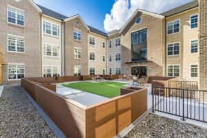 Tribute at the Glen by Cogir