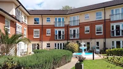 Hebron Court - Senior Living Facility