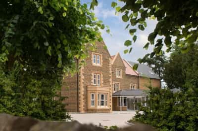 Wardington Court - Senior Living Facility