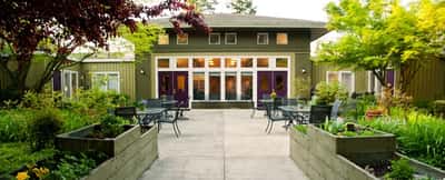 Pacific Gardens Alzheimer’s Special Care Center