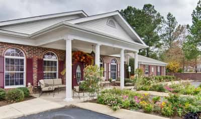 Southern Oaks - Senior Living Facility