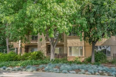 Valley Oaks Village 55+ Senior Apartments - Senior Living Facility