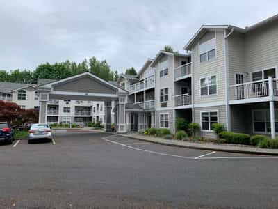 Homewoods on the Willamette