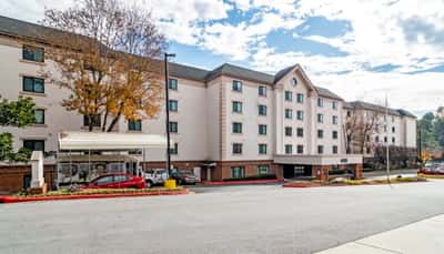 Dunwoody Pines Retirement Community - Senior Living Facility