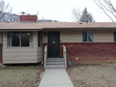 Oakhurst House - Senior Living Facility