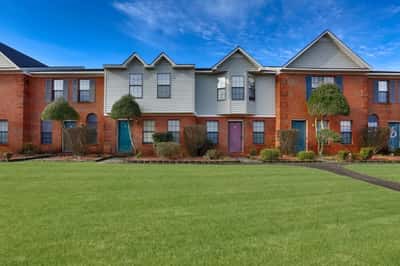 Huntington Place Townhomes - Senior Living Facility