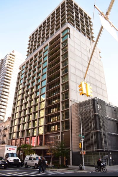 Exterior view of the Inspīr Carnegie Hill building