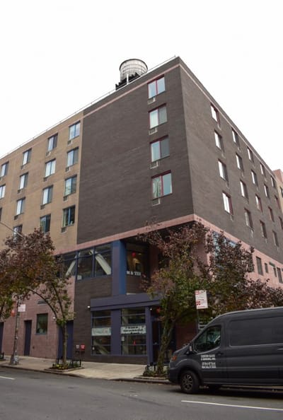 Exterior view of VillageCare at 46 & Ten building