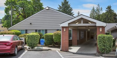 Exterior view of Porthaven Post Acute facility entrance
