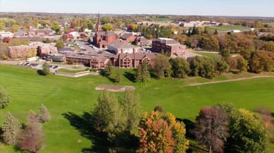 Aerial view of Cerenity Humboldt's outdoor space and buildings.