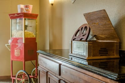 Popcorn machine and vintage record player in a common area