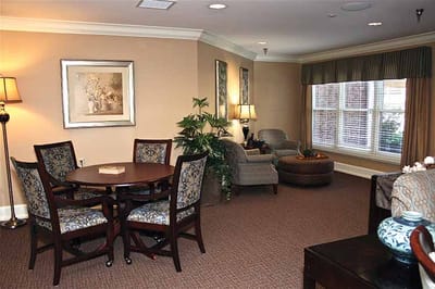Cozy common area with seating and a dining table