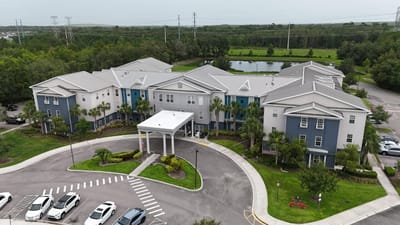 Aerial view of The Landings at Gentry Park facility