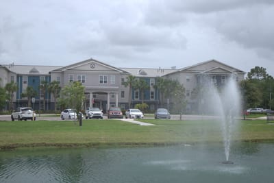 Exterior view of The Landings at Gentry Park