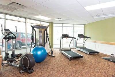 Well-equipped fitness area with exercise machines