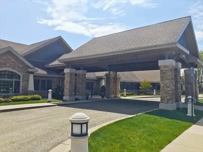 Front entrance of Medilodge of Wyoming